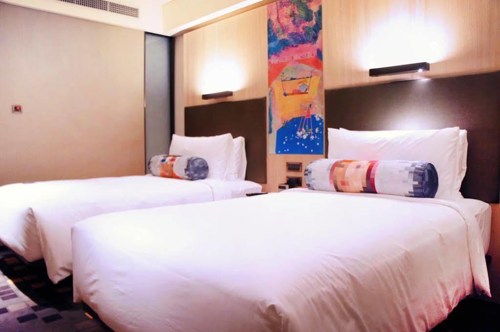 Hotel Aloft Taipei Beitou Esterno foto